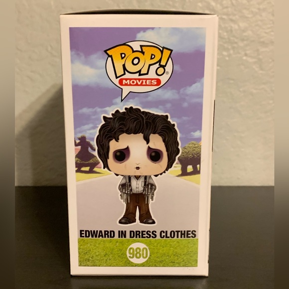 Funko POP #980 Edward Scissorhands in Dress Clothes Vinyl Figure - Picture 4 of 7